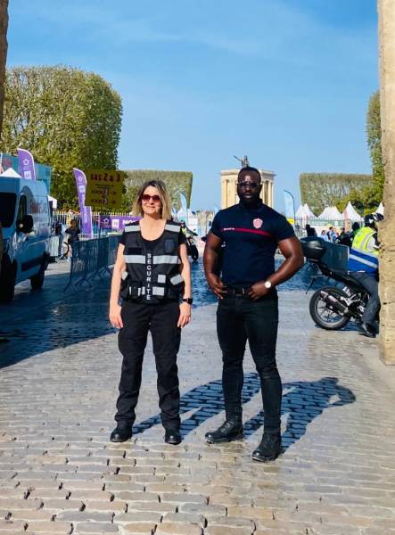 Dispositif de sécurité renforcé pour un festival en plein air à Marseille avec agents, vidéosurveillance et premiers secours intégrés